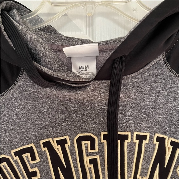 Penguins hoodie size medium - Picture 2 of 2